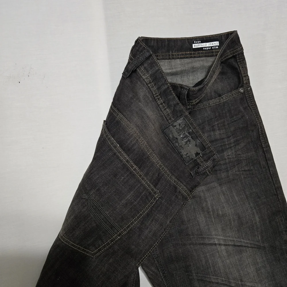 i jeans by Buffalo experience perfect
